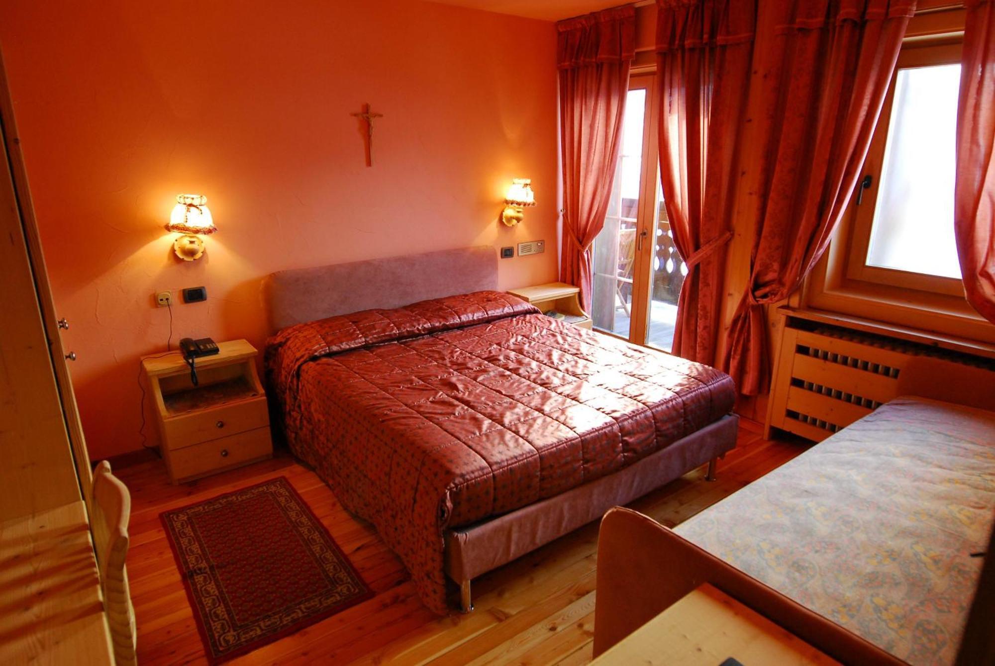 Hotel La Montanina Livigno Quarto foto