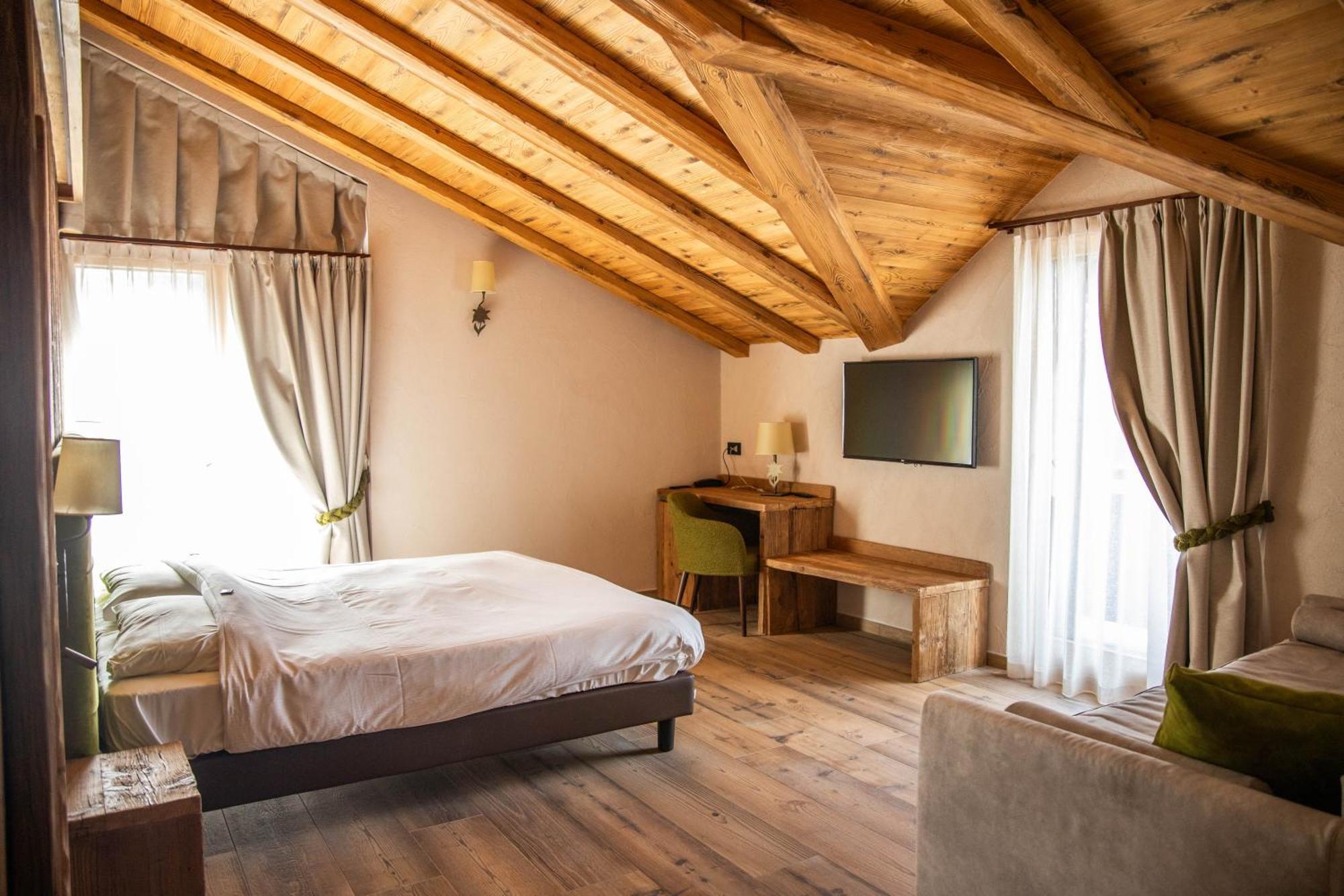 Hotel La Montanina Livigno Exterior foto